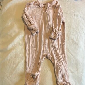 Kyte Baby Pajamas - blush color